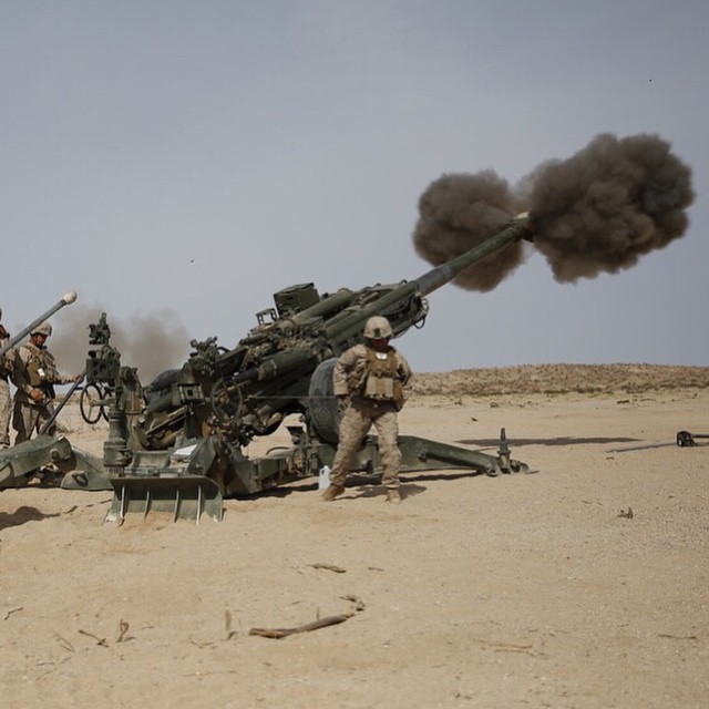 Marines fire the M777 howitzer at MCAGCC Twentynine Palms